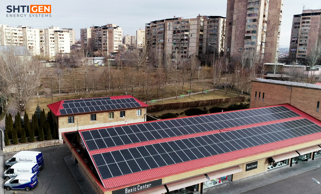 Բեյսիք Սենթր 3.jpg